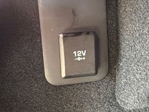 Used 2020 Land Rover Range Rover Evoque S AWD/4WD image 11