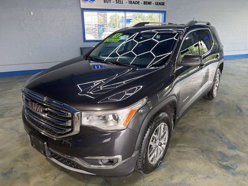 Used 2019 GMC Acadia SLE w/ GMC Pro Grade Package AWD/4WD image 5
