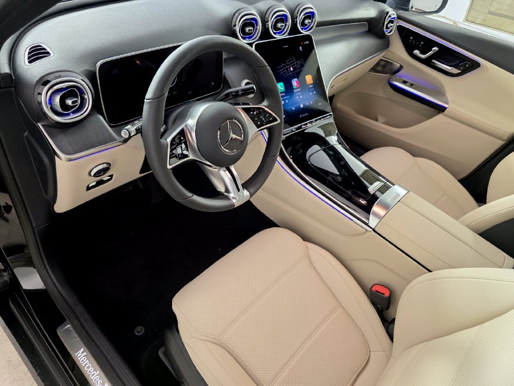 New 2027 Mercedes-Benz GLC 300 image 7