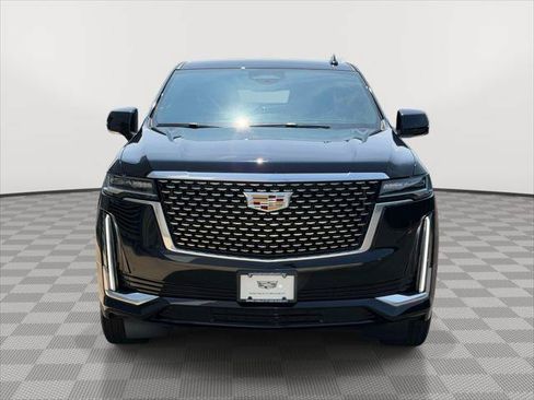 Used 2023 Cadillac Escalade ESV Luxury AWD/4WD image 2