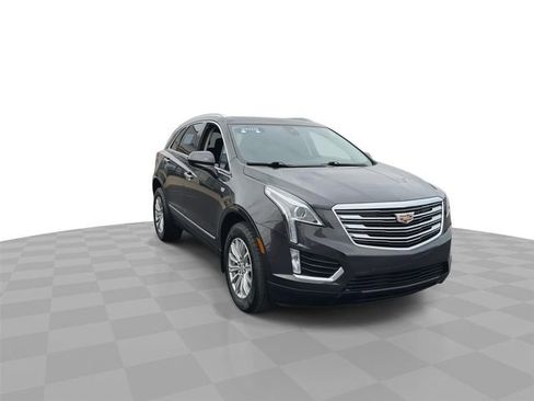 Certified 2019 Cadillac XT5 Luxury AWD/4WD image 2