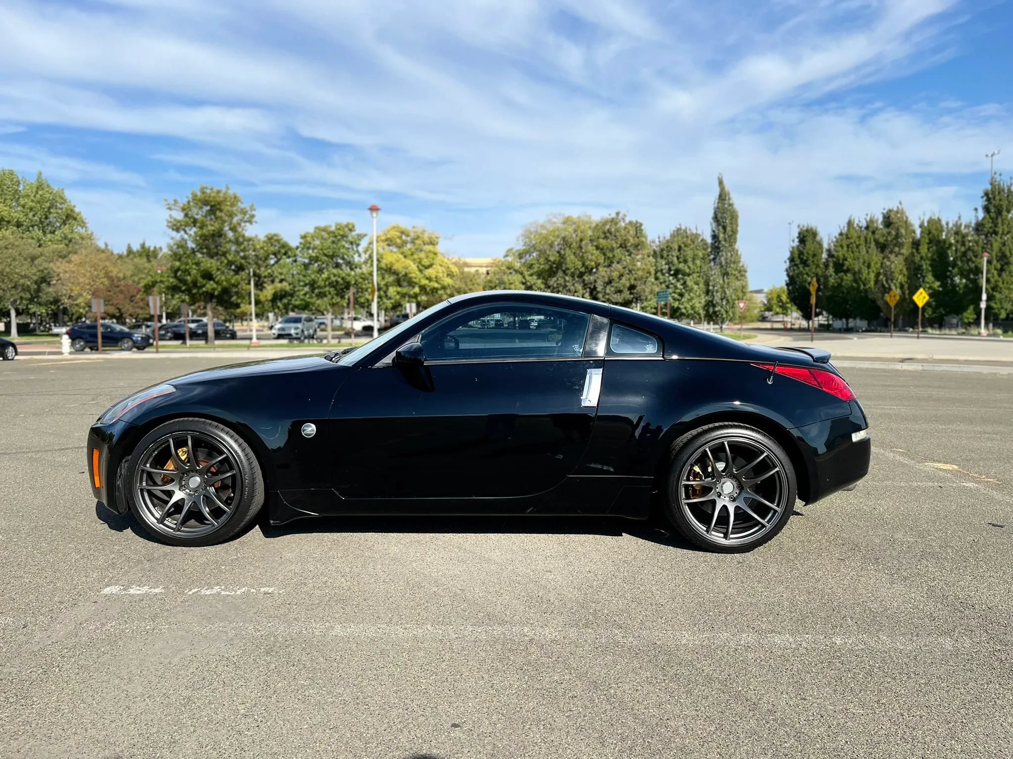 Used 2005 Nissan 350Z Performance RWD image 8