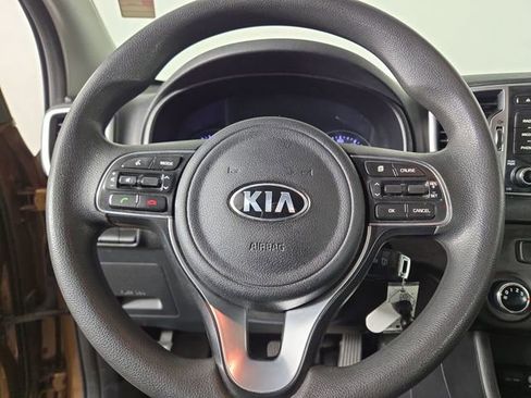 Used 2018 Kia Sportage LX FWD image 20