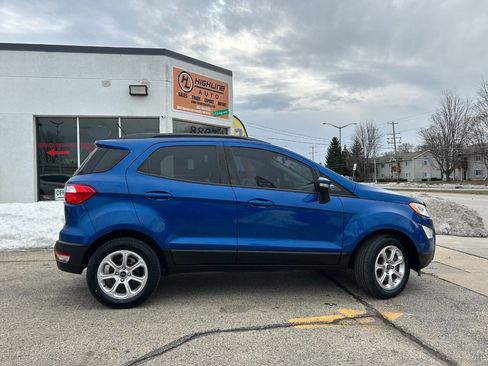 Used 2018 Ford EcoSport SE w/ SE Convenience Package image 2