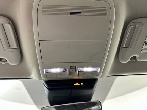 Used 2023 MAZDA CX-50 2.5 S w/ Preferred Plus Pkg image 26