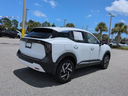 Certified 2026 Nissan Kicks SV FWD image 4