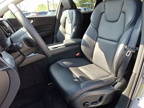 Certified 2023 Volvo XC60 B5 Core w/ Climate Package AWD/4WD image 14