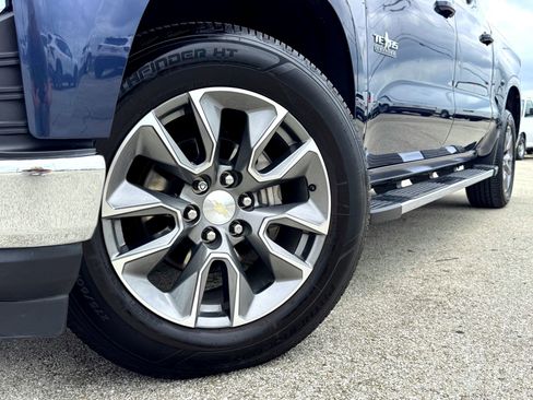 Used 2022 Chevrolet Silverado 1500 LT w/ Safety Package RWD image 2