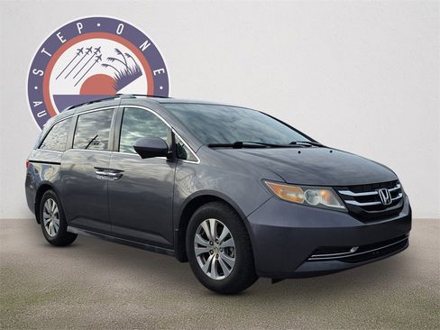 Used 2016 Honda Odyssey EX-L image 2