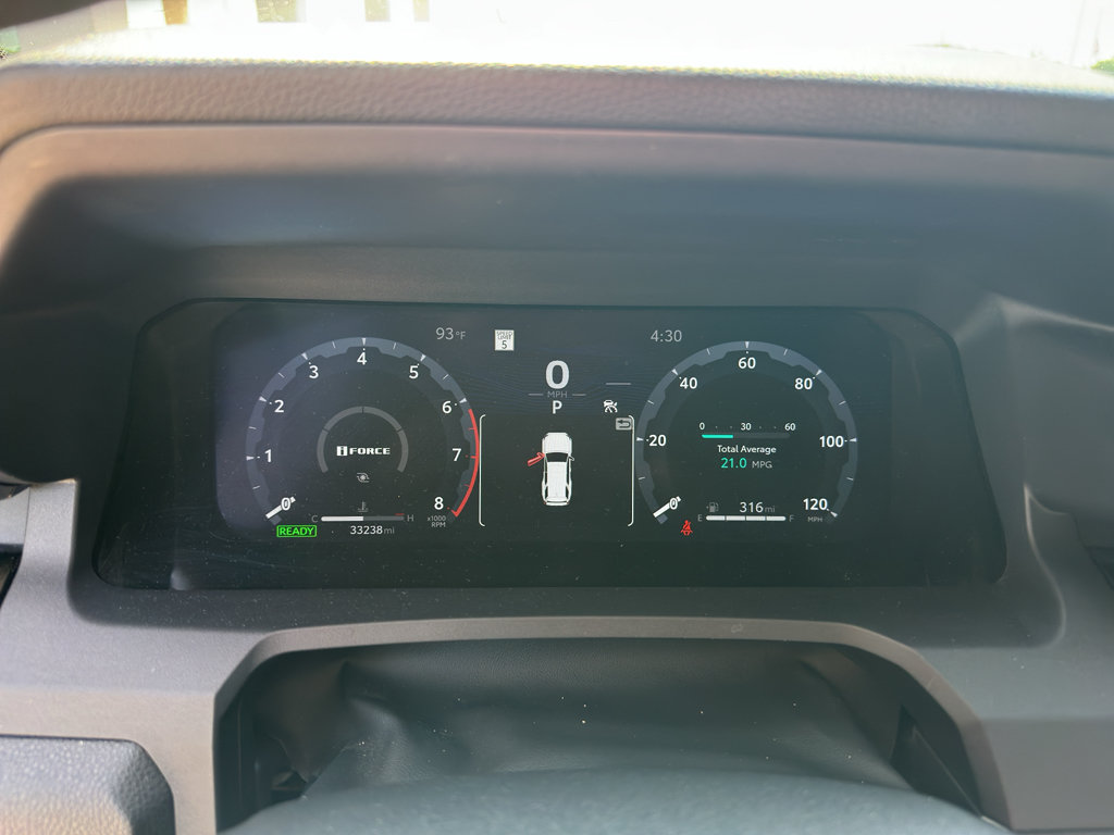 Used 2025 Toyota 4Runner Limited w/ Tow Technology Package AWD/4WD image 18