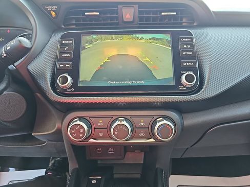 Used 2024 Nissan Kicks SV FWD image 22