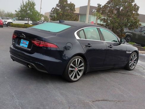 Used 2020 Jaguar XE S image 5
