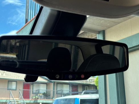 Used 2016 Chevrolet Colorado LT image 25