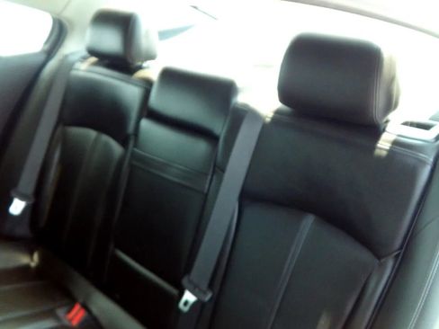 Used 2011 Buick LaCrosse CXL FWD image 20