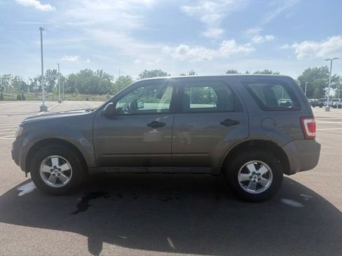 Used 2012 Ford Escape XLS FWD image 12