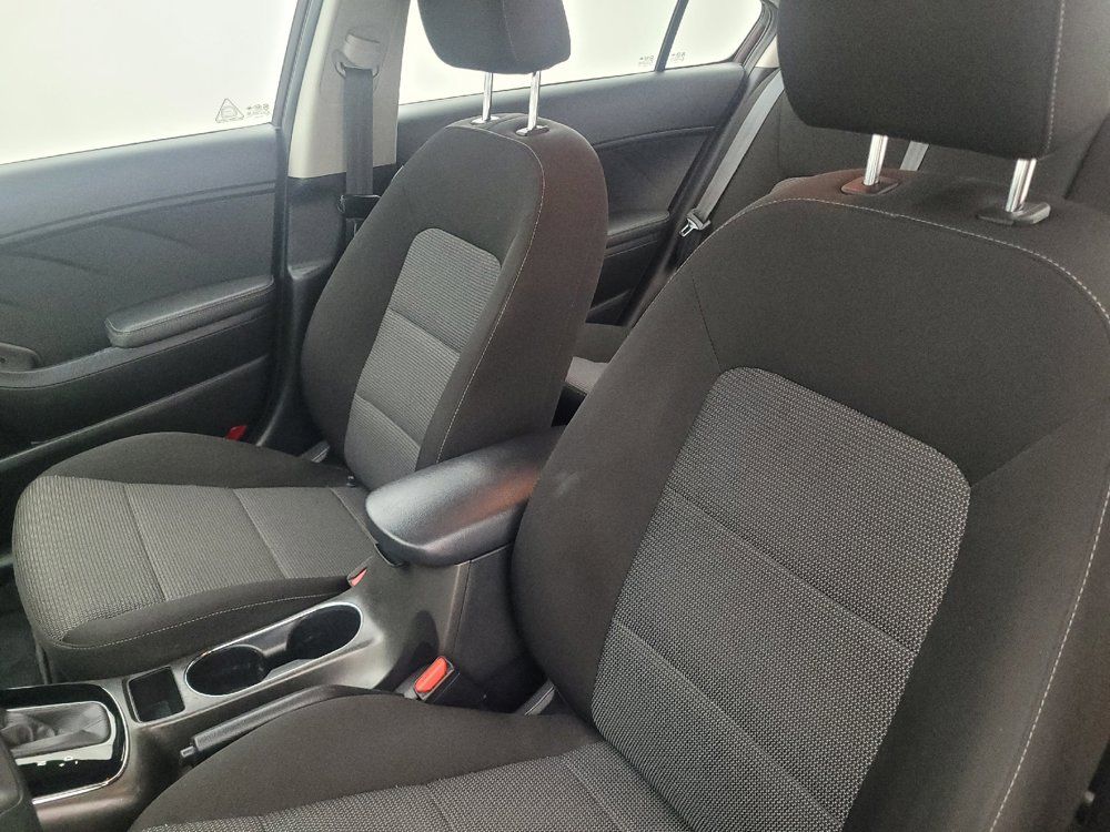 Used 2018 Kia Forte LX FWD image 17