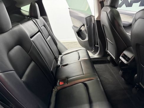 Used 2020 Tesla Model Y Long Range AWD/4WD image 41
