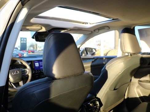 Used 2022 Lexus NX 350 AWD image 11