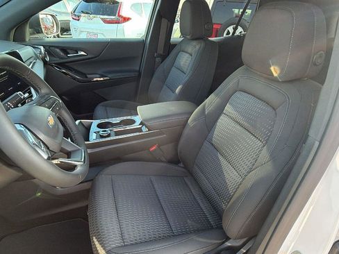 New 2026 Chevrolet Equinox LT w/ Safety and Technology Package FWD image 3