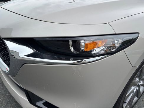 Used 2025 MAZDA MAZDA3 s FWD image 26