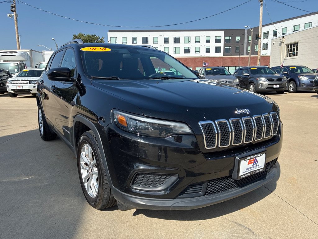 Used 2020 Jeep Cherokee Latitude w/ Mobile Office Group FWD image 3