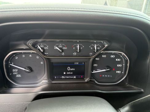 Used 2021 GMC Sierra 1500 AT4 AWD/4WD image 11
