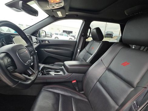 Used 2025 Dodge Durango GT image 11