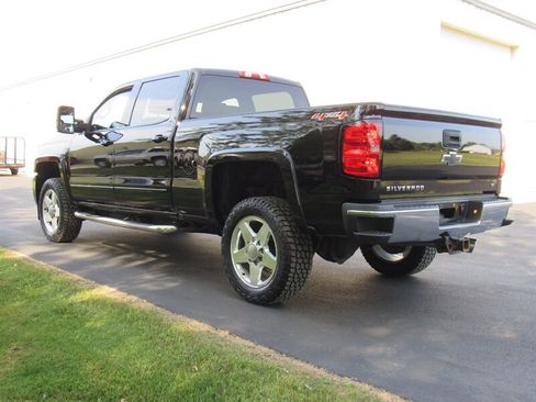 Used 2015 Chevrolet Silverado 2500 LT w/ LT Fleet Convenience Package AWD/4WD image 9