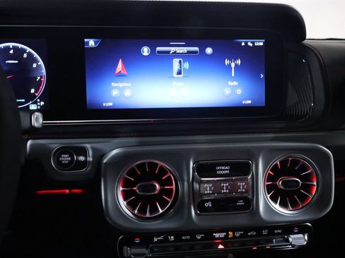 Used 2025 Mercedes-Benz G 63 AMG 4MATIC image 26