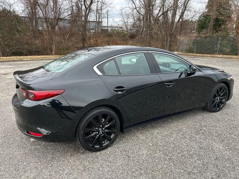 Used 2022 MAZDA MAZDA3 s image 6