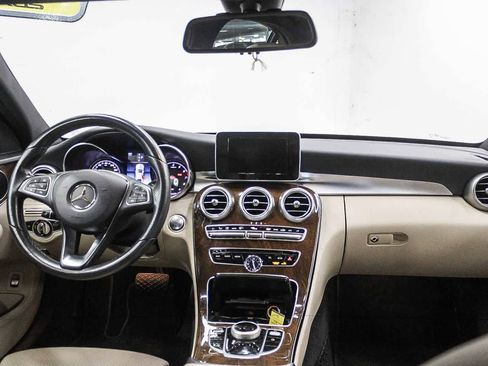 Used 2018 Mercedes-Benz C 300 Sedan image 14
