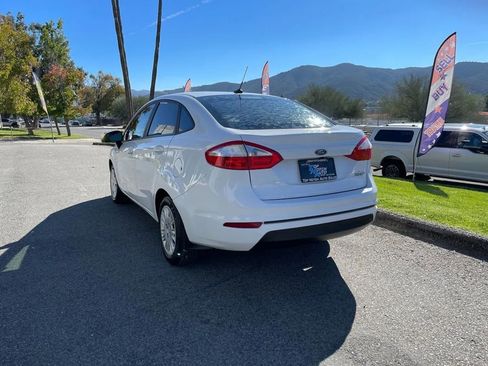 Used 2019 Ford Fiesta S image 7