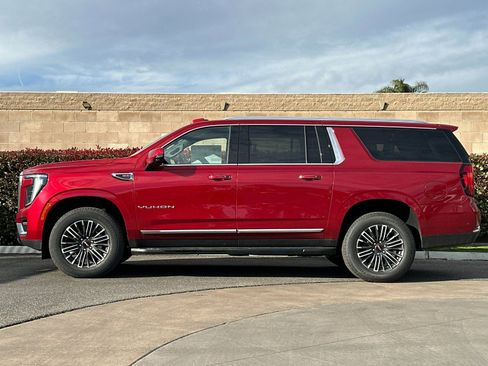 New 2026 GMC Yukon XL Elevation w/ Elevation Premium Package image 7