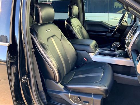 Used 2018 Ford F150 Platinum w/ Equipment Group 701A Luxury image 8