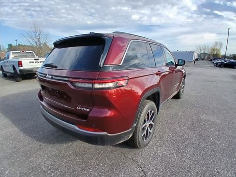 New 2026 Jeep Grand Cherokee Limited AWD/4WD image 4