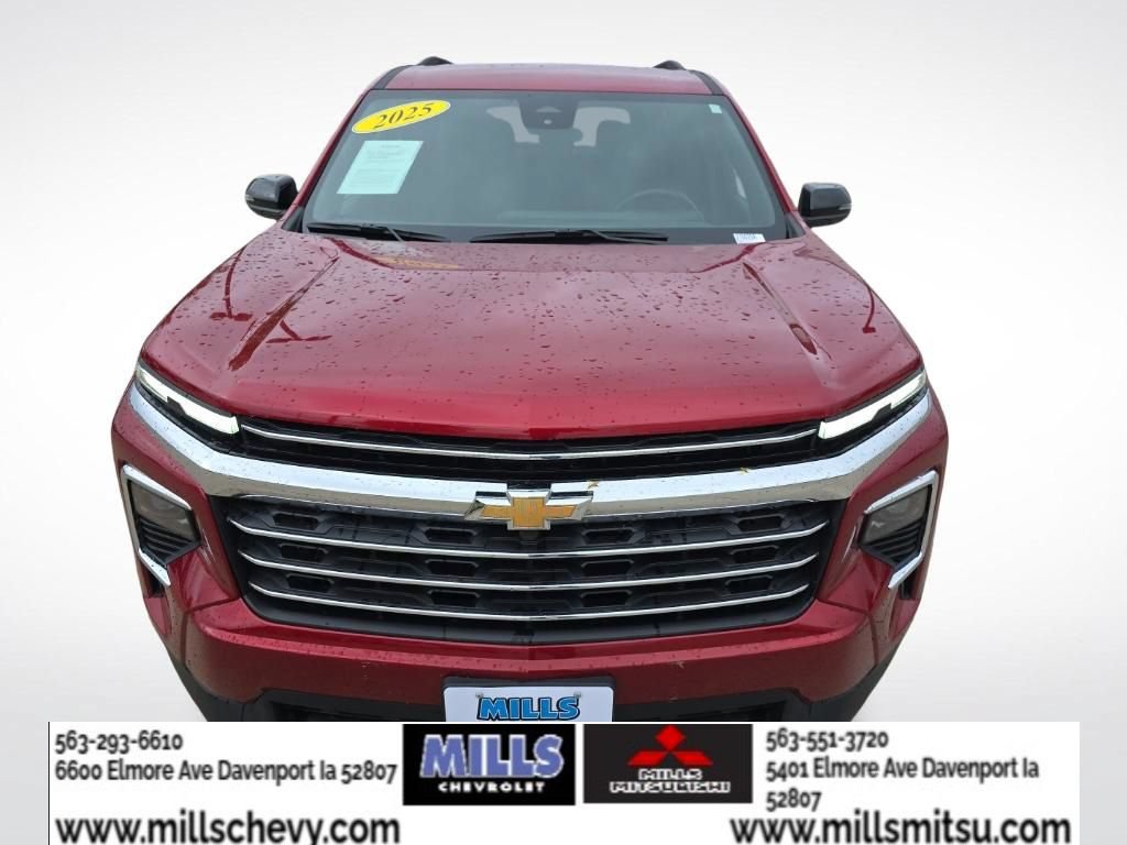 Used 2025 Chevrolet Traverse LT AWD/4WD image 8