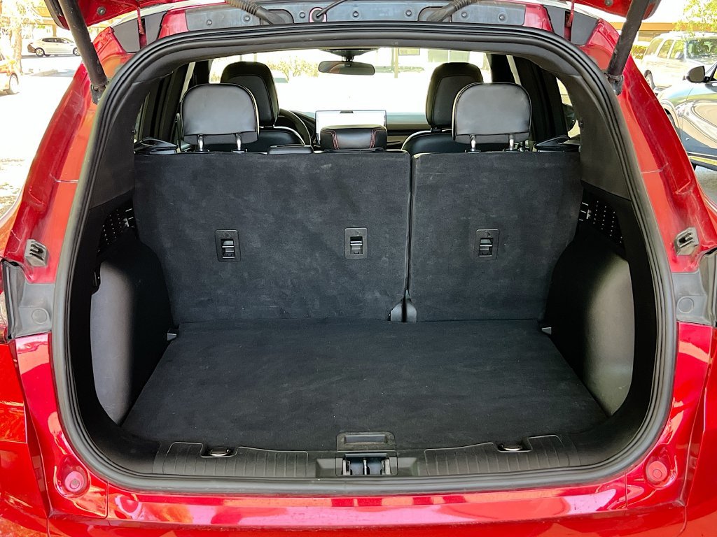 Used 2023 Ford Escape ST-Line w/ Tech Pack #1 FWD image 25