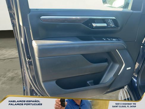 Certified 2025 Chevrolet Suburban Premier RWD image 10