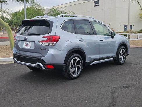 Used 2023 Subaru Forester Touring AWD/4WD image 5