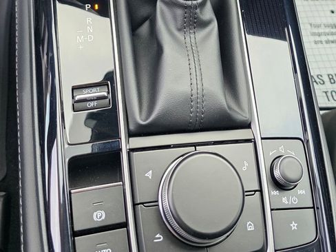 New 2025 MAZDA CX-30 AWD 2.5 S w/ Select Sport Pkg image 4