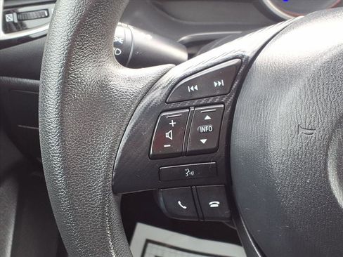 Used 2015 MAZDA MAZDA3 i Sport image 15