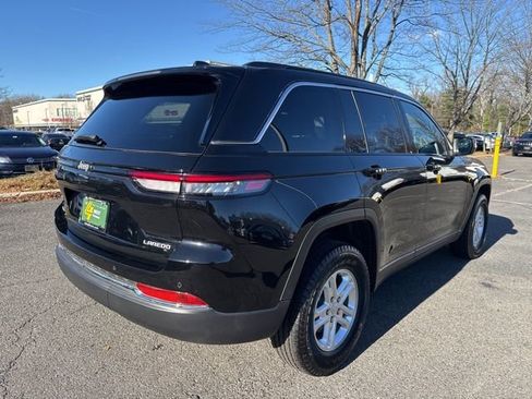 Used 2025 Jeep Grand Cherokee Laredo w/ Luxury Tech Group I image 18