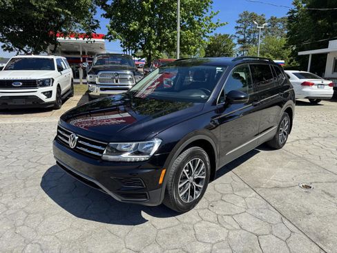 Used 2020 Volkswagen Tiguan SE FWD image 8
