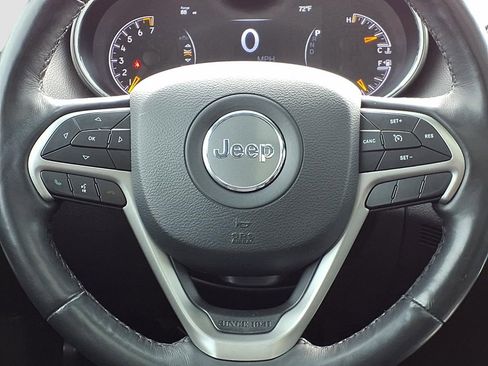 Used 2019 Jeep Grand Cherokee Limited w/ Luxury Group II image 19