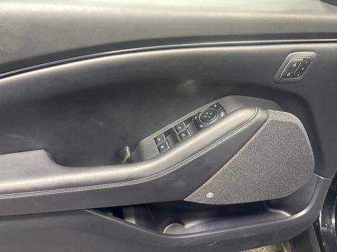 Used 2025 Ford Mustang Mach-E Premium AWD/4WD image 18