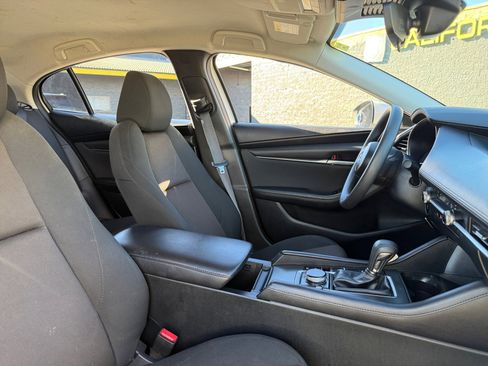 Used 2024 MAZDA MAZDA3 s image 19