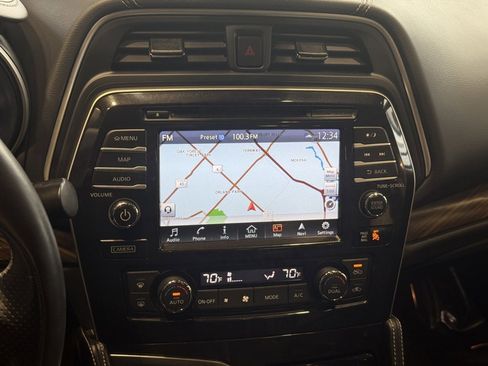 Certified 2018 Nissan Maxima Platinum image 13