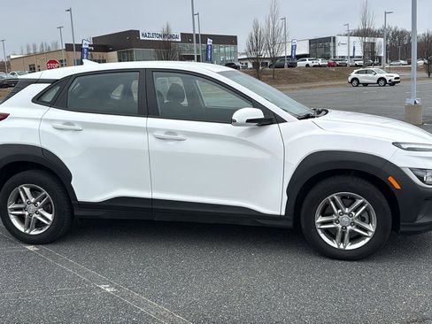 Used 2023 Hyundai Kona SE w/ Cargo Package image 3