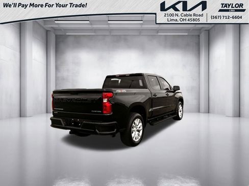 Used 2024 Chevrolet Silverado 1500 Custom AWD/4WD image 2