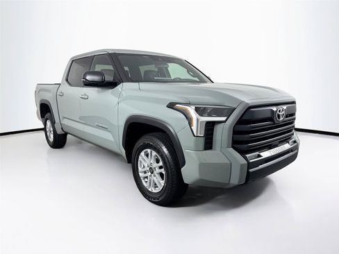 Certified 2025 Toyota Tundra SR5 w/ SR5 Premium Package AWD/4WD image 10